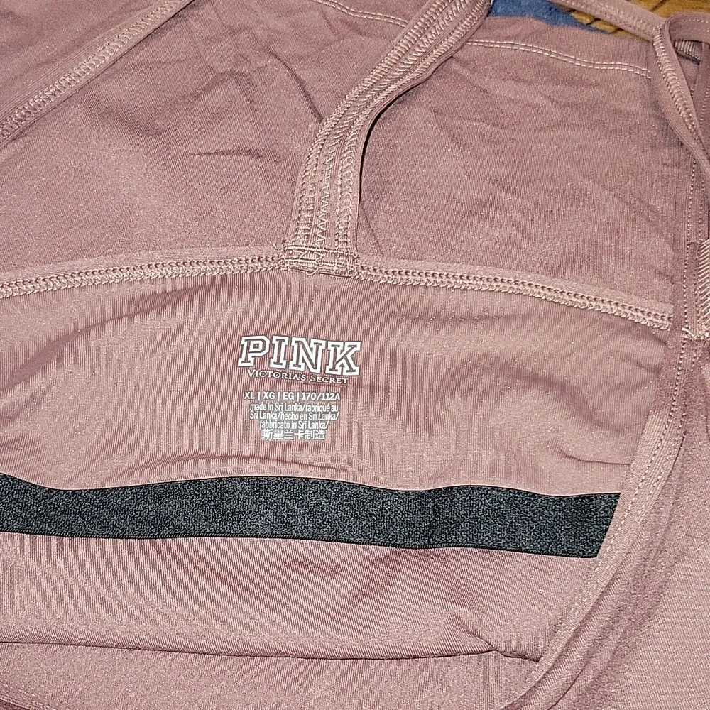 2020 VS PINK sports tank top